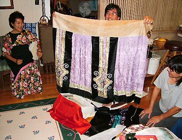 Apos wedding clothes