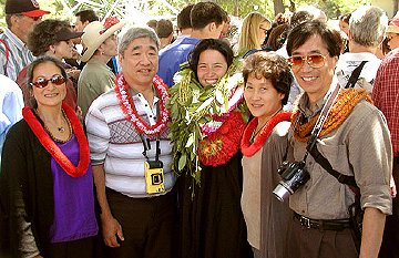 Aunties & Uncle with Dad